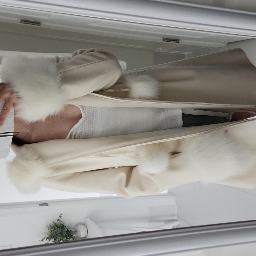 Victoria’s Secret - Donatella Holiday White/Ivory Faux Fur Wool Coat, Size XS